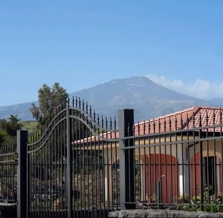 Pensjonat Etna Modern Pedara