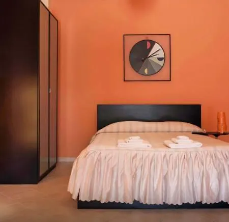 Etna Modern